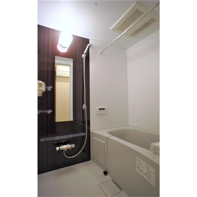バス・シャワールーム　バスルーム