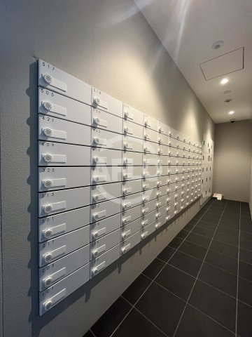 ロビー　MAXIV CROS 江坂　ロビー