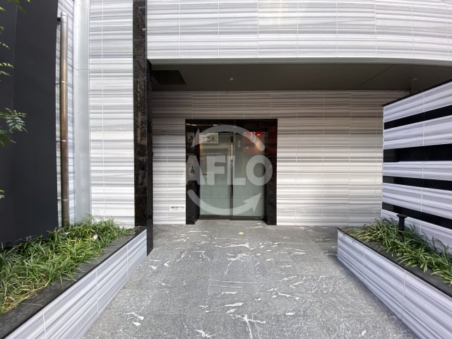 エントランス　ファーストフィオーレ東梅田　エントランス