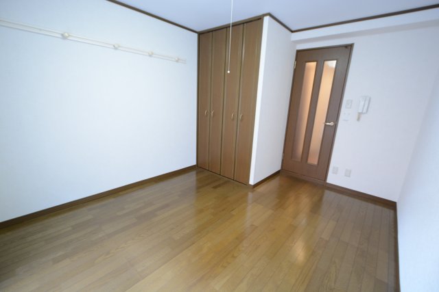 居室・リビング　エアコン付きで初期費用を抑えられます☆