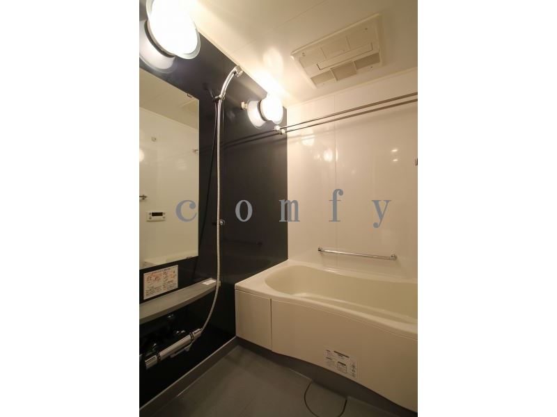 バス・シャワールーム　追い焚き・浴室乾燥機付きバス