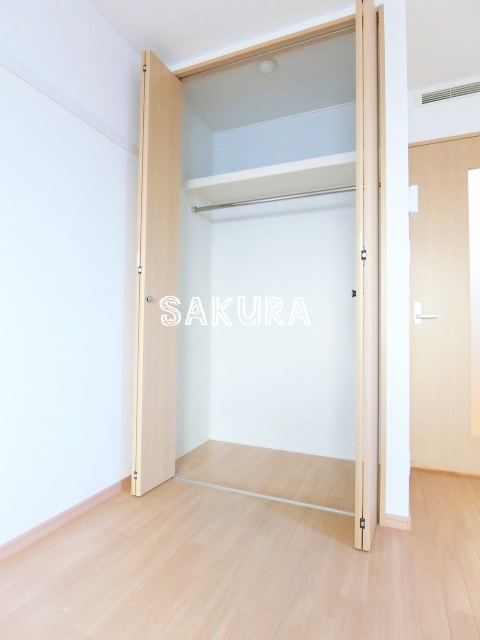 収納　お荷物の多い方でも安心のクローゼット付き♪