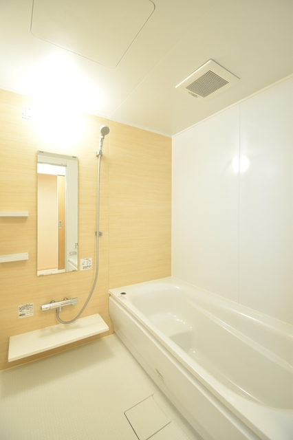 バス・シャワールーム　浴室
