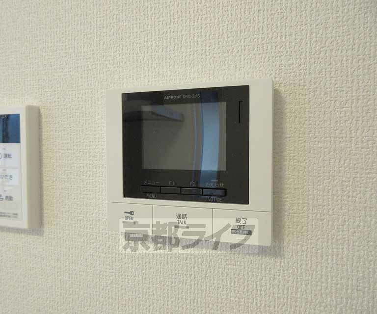 セキュリティ　モニター付きで安心のインターフォン・