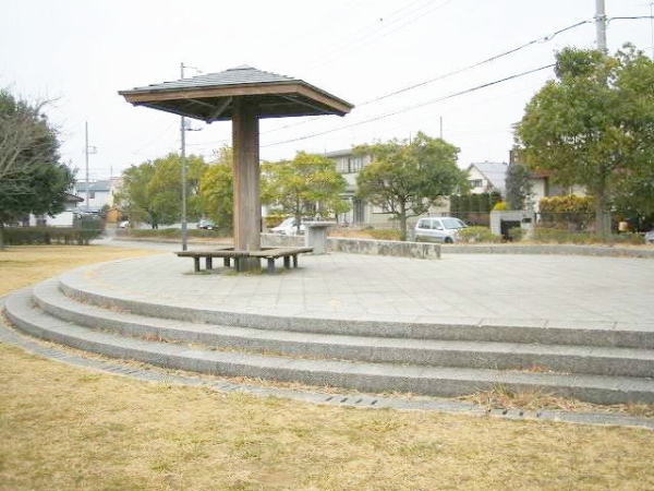 その他　長峰西公園（その他）まで450m