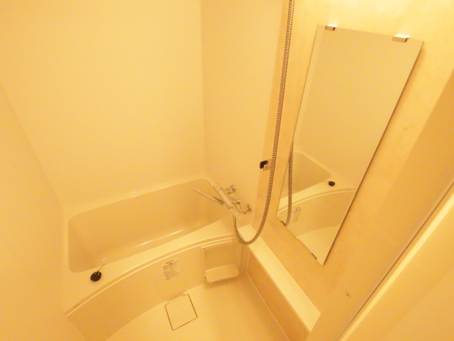 バス・シャワールーム　※別室の参考写真の為、現況優先です。