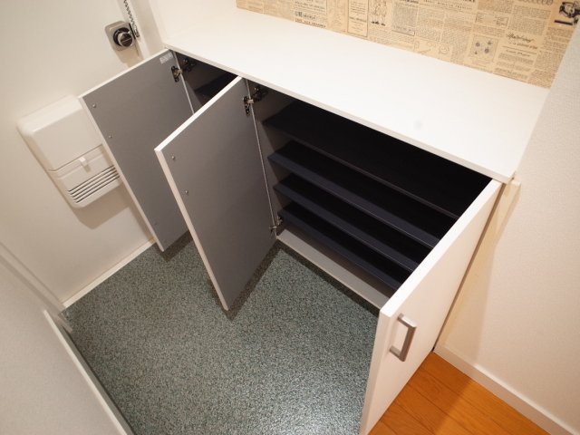 収納　シューズボックス