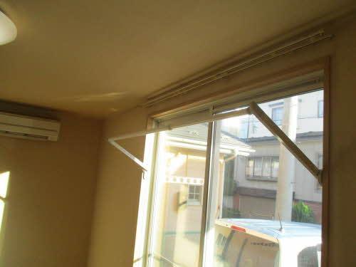 バルコニー　室内物干し