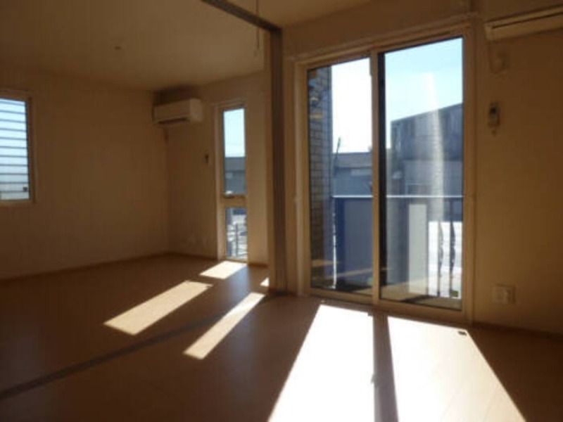 居室・リビング　図面と現状に相違がある場合には現状を優先