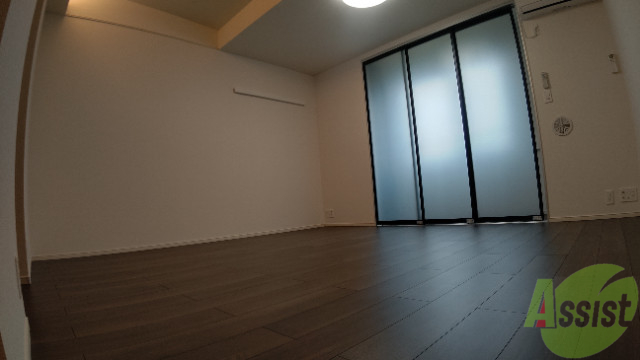 居室・リビング　リビングスペースも広く、各家具を問題なく設置出来そうです。