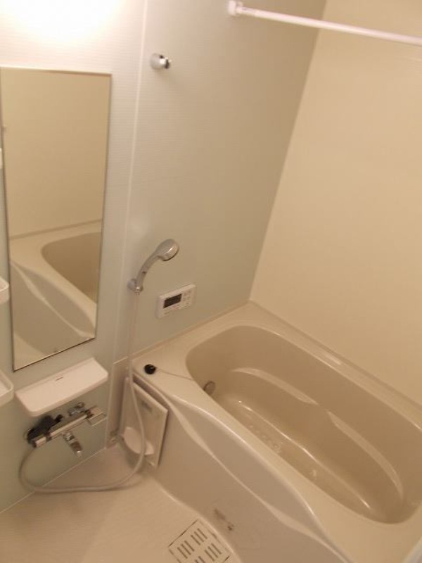 バス・シャワールーム　図面と現状に相違がある場合には現状を優先