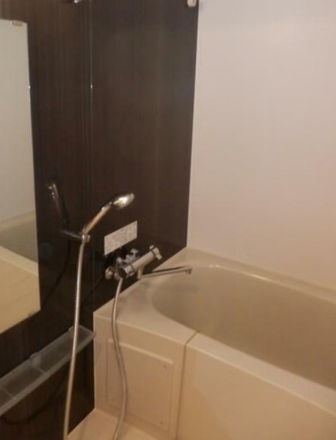 バス・シャワールーム　バスルーム