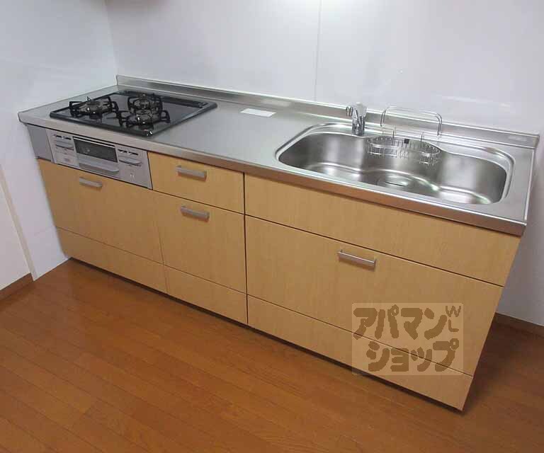 キッチン　広々としたキッチンです！