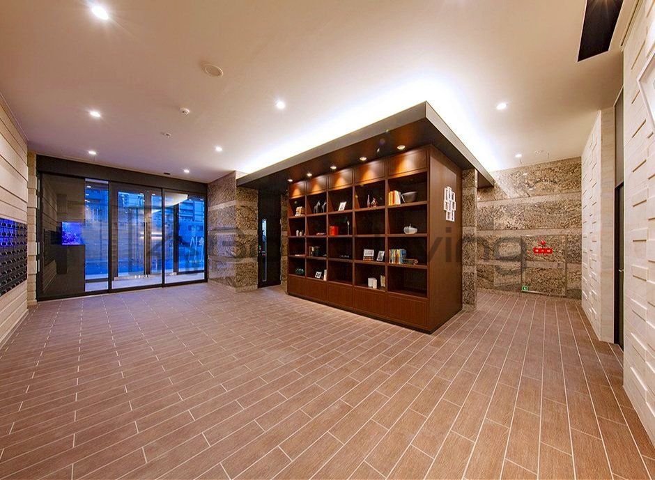 ロビー　我が家へようこそ