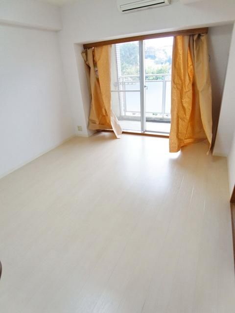 居室・リビング　★お部屋探しはタウンハウジング高幡不動店まで★