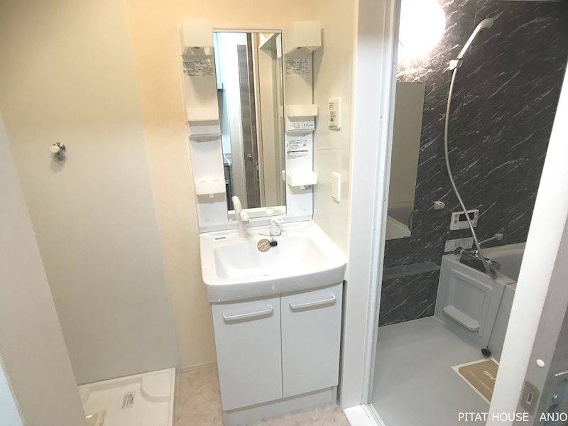 洗面設備　同物件別部屋