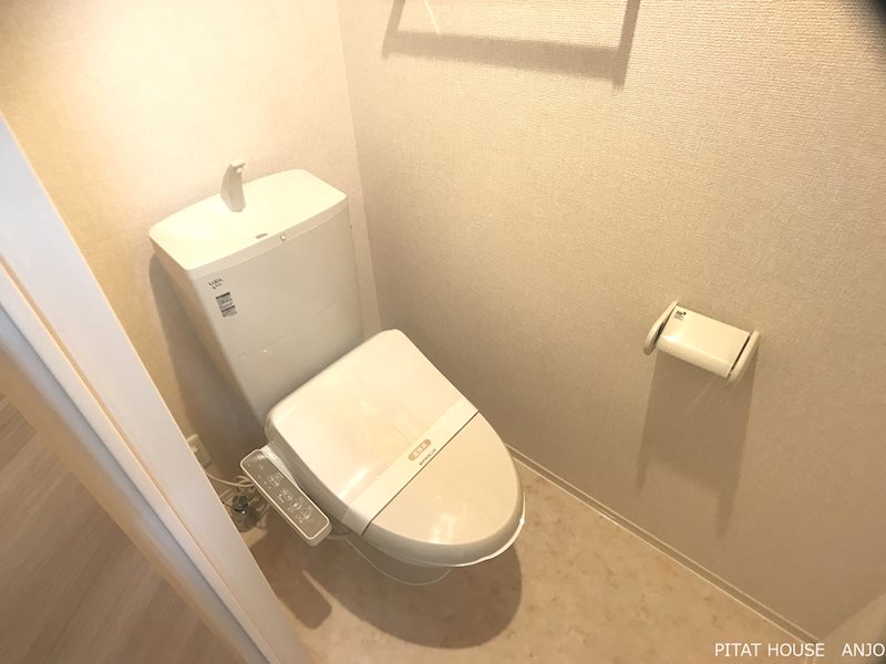 トイレ　同物件別部屋