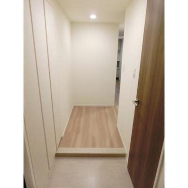 玄関　※写真は同タイプ住戸です。