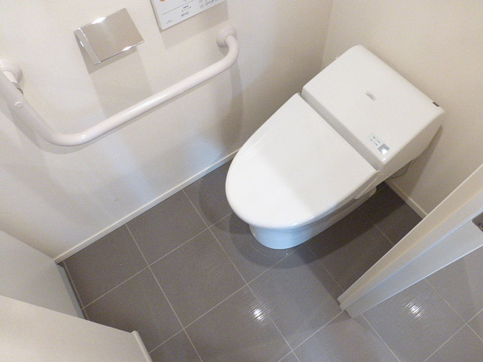 トイレ　※別部屋参考写真