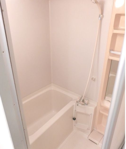 バス・シャワールーム　お風呂です