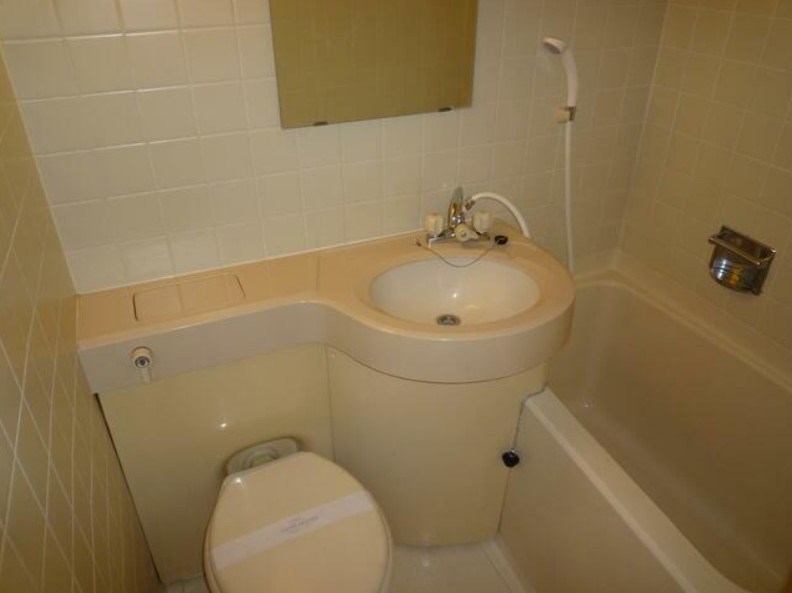 バス・シャワールーム　別部屋参考写真