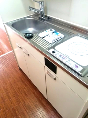 キッチン　※写真は別室です