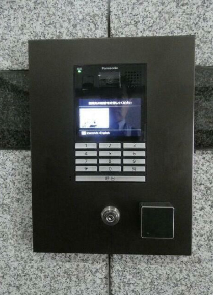 セキュリティ　モニター付オートロックです