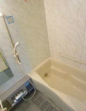 バス・シャワールーム　写真は同タイプ住居です。