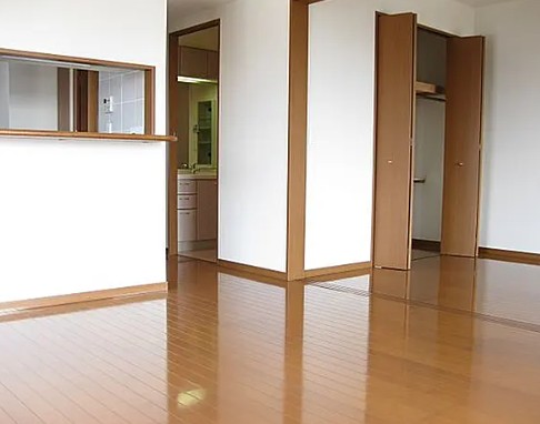 居室・リビング　写真は同タイプ住居です。