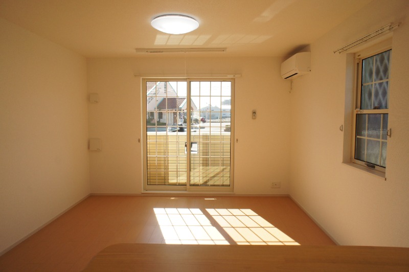 居室・リビング　図面と現状に相違がある場合には現状を優先