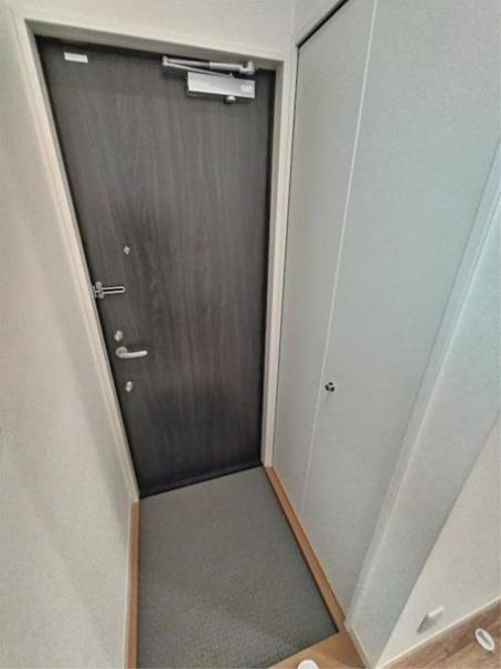玄関　弊社は都内全域の物件をご紹介可能です！