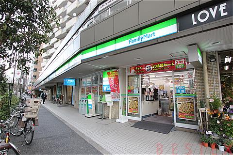 コンビニ　ファミリーマート文京白山駅前店（コンビニ）まで463m