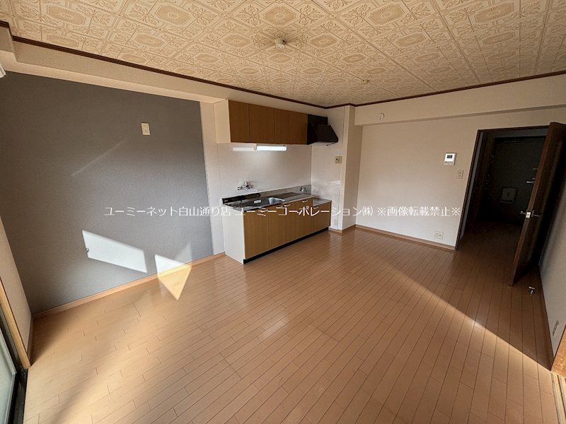 居室・リビング　アクセントクロス★