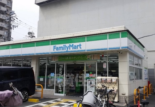 コンビニ　ファミリーマート　玉出西（コンビニ）まで345m