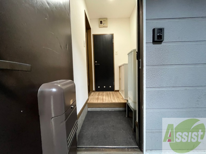 玄関　玄関にはシューズボックスもあって便利そう！