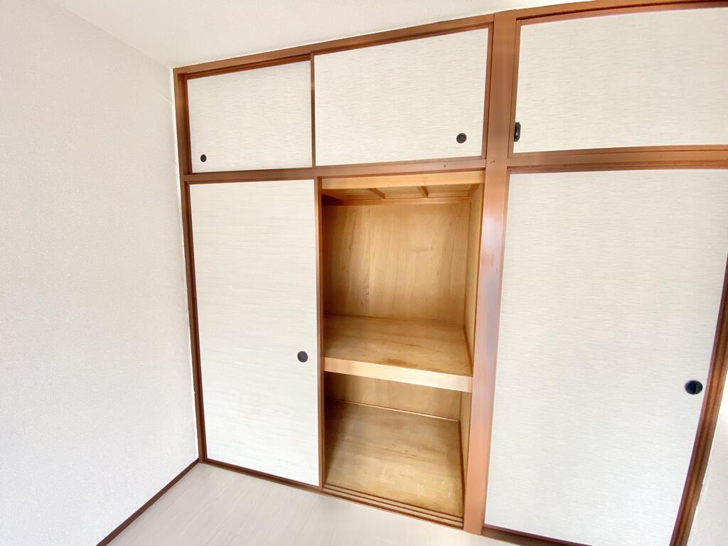 収納　※同物件、別号室の写真