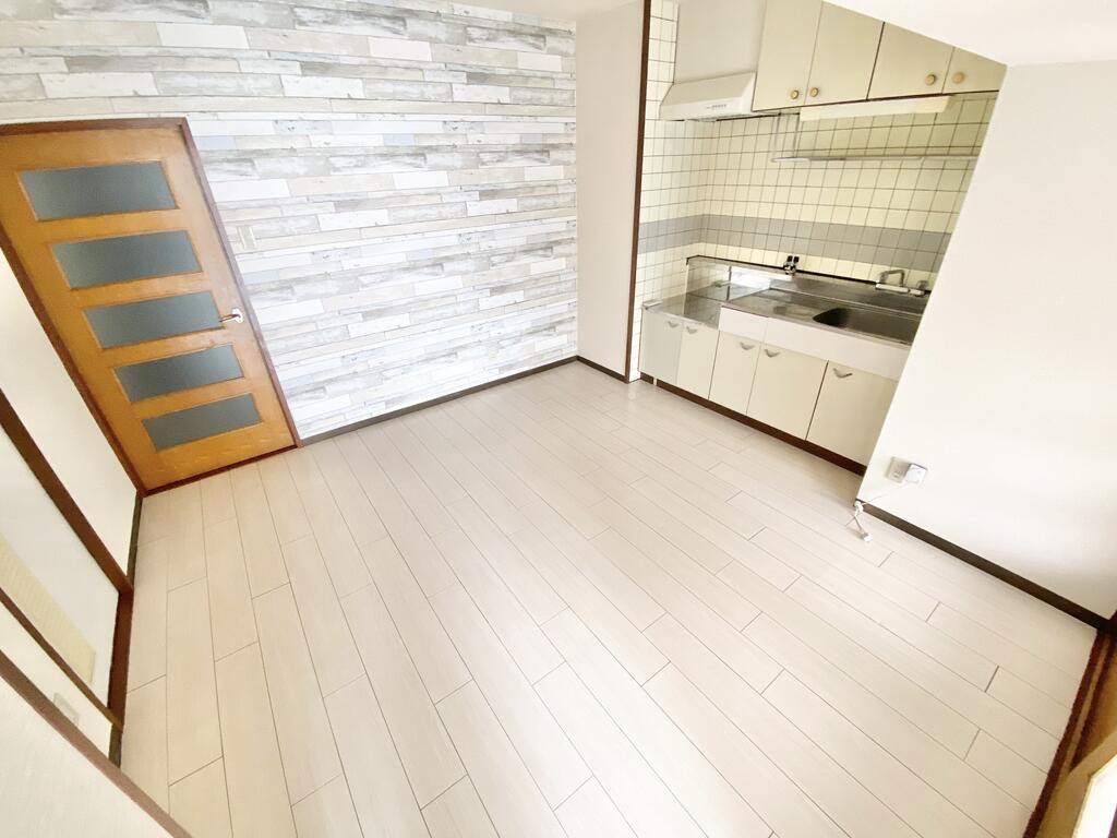 居室・リビング　※同物件、別号室の写真