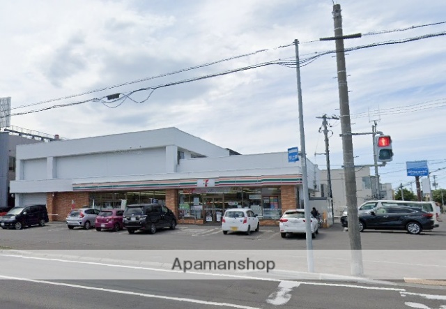 中学校　新琴似中学校（中学校）まで406m