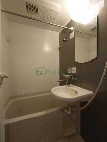 バス・シャワールーム　別部屋参考写真