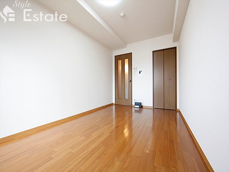 居室・リビング　内装