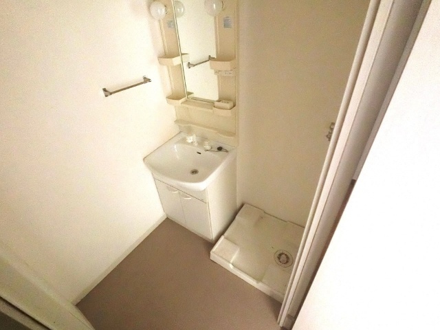 洗面設備　洗面脱衣所。