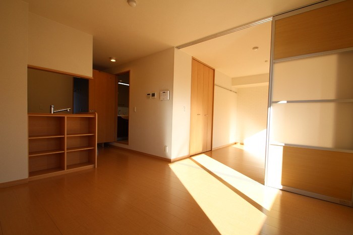 居室・リビング　LDKは広々11.1帖♪