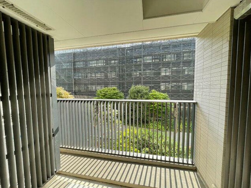 バルコニー　※別室参考写真