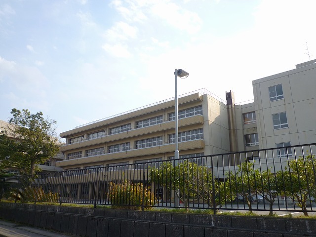 中学校　森本中学校（中学校）まで1200m