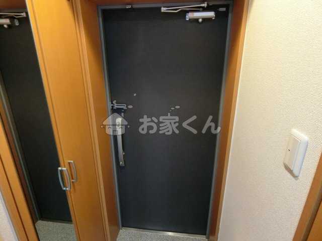 玄関　シューズボックス付き玄関