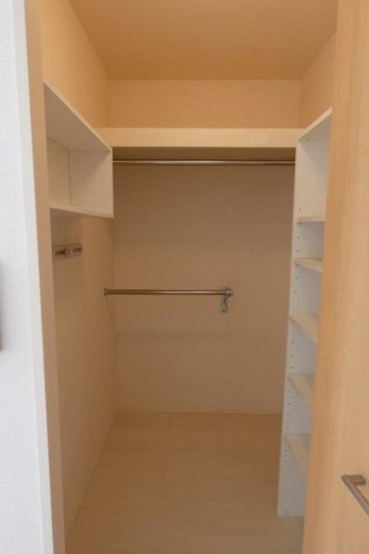 収納　図面と現状に相違がある場合には現状を優先
