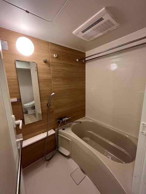 バス・シャワールーム　※写真は同タイプ住戸です。