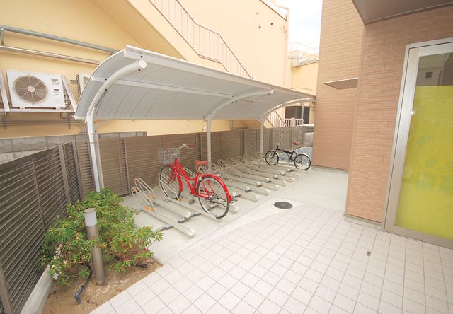 エントランス　駐輪場