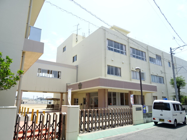 小学校　舞阪小学校（小学校）まで354m