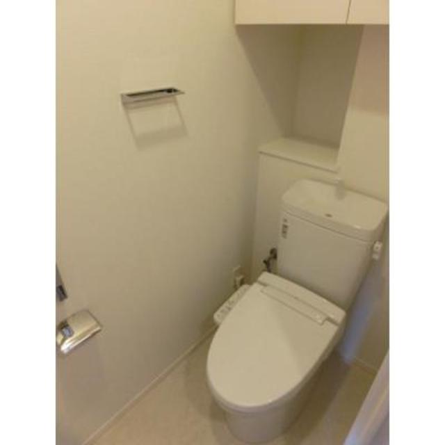 トイレ　※写真は同タイプ住戸です。
